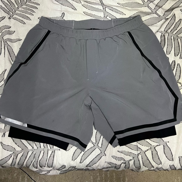 Lululemon surge short 6” - Picture 3 of 6